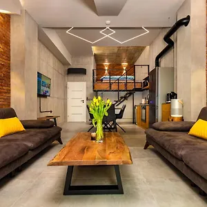  Apartment Industrial-style 2bd Loft With Parking Spot By Flat Mаnager